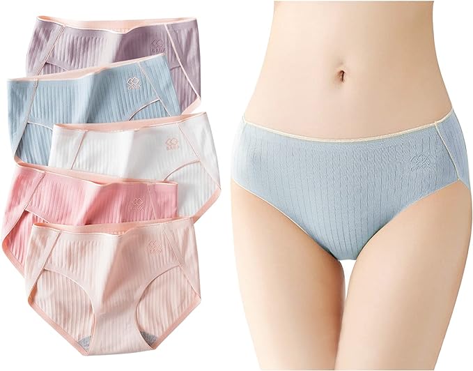 クロッチラインが見えないシームレスショーツ